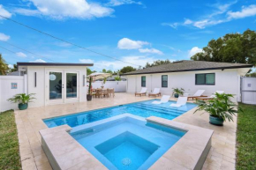 NEW! Naples Retreat - Close to Vanderbilt Beach